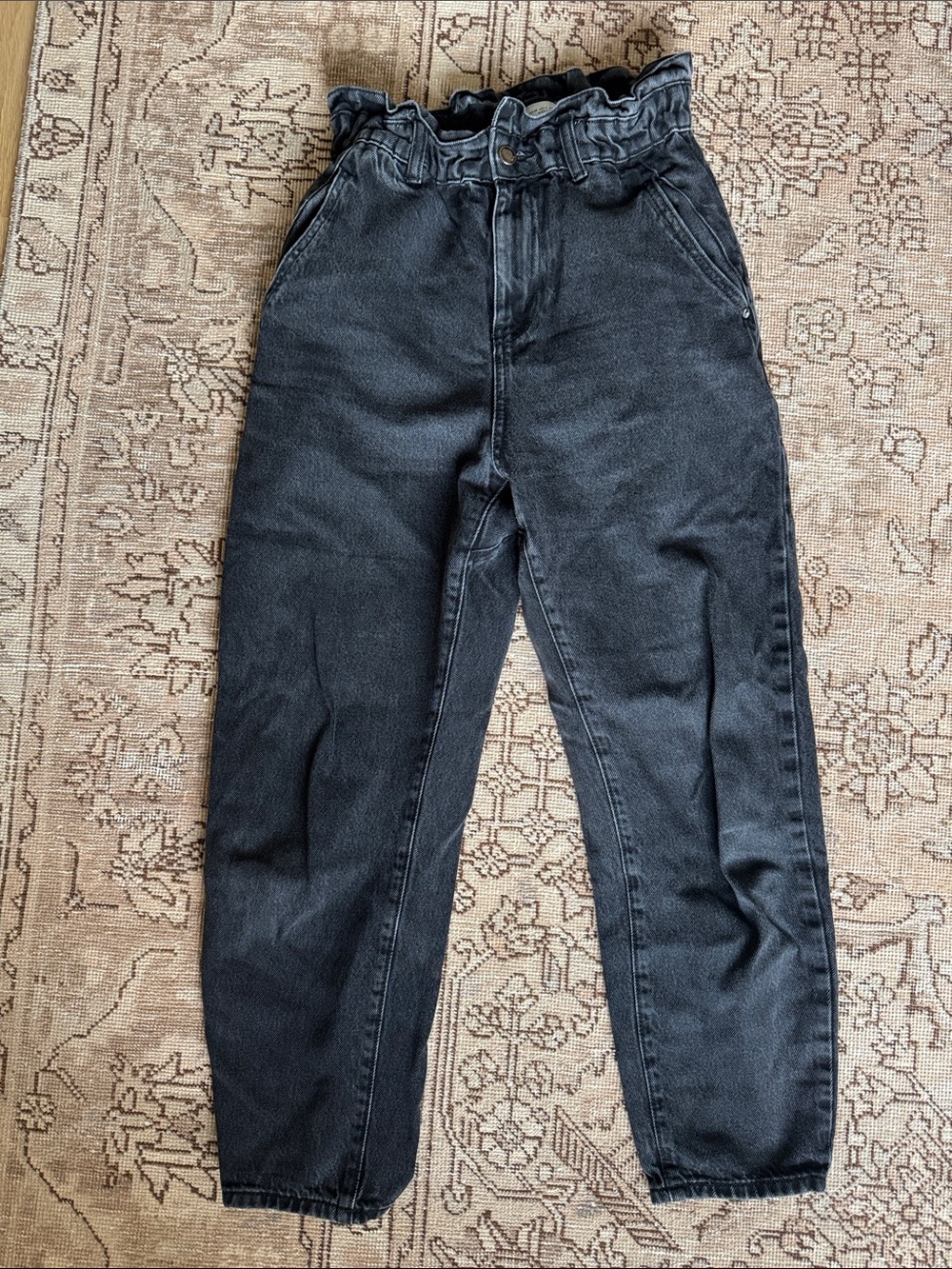 Zara Women's Relaxed Paperbag Waist Black Jeans, Size 4